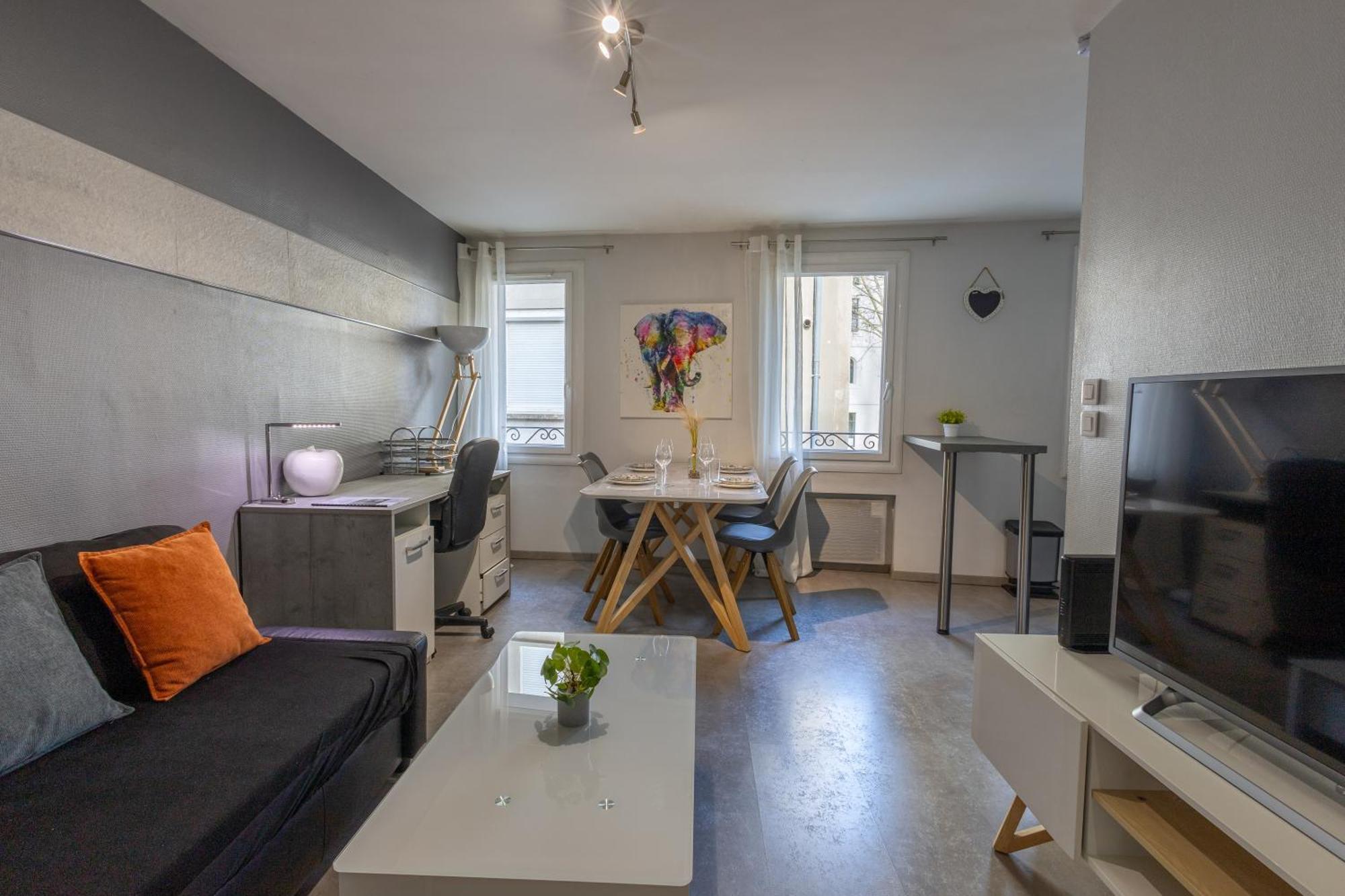 L'Eveche - T3 Spacieux & Traversant En Hypercentre Castres  Exterior photo